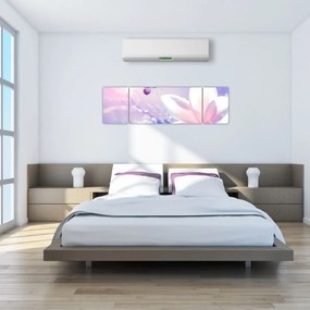 Obraz - Motyl lecący do kwiatu (170x50 cm)