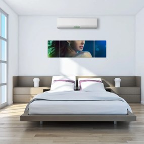 Obraz - Spojrzenie młodej kobiety (170x50 cm)