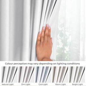 Biała aksamitna zasłona częściowo zaciemniająca (dimout) 140x270 cm Eyelets – Restilo