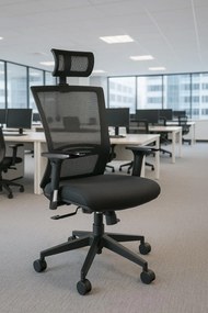 Ergonomiczne krzesło biurowe Ergonic, zgodne z normą BHP