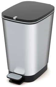 Plastikowy kosz na śmieci z pedałem w kolorze srebra 35 l Chic Bin – KIS