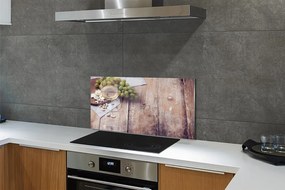 Szklany Panel Przekąski i Czerwone Wino