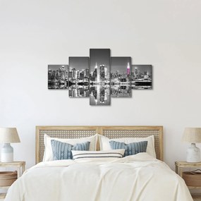 Obraz - Nowy Jork i fioletowy wieżowiec (125x70 cm)