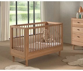 Łóżeczko z litego drewna dębowego z regulowaną wysokością 60x120 cm w naturalnym kolorze Forrest – Vipack