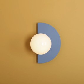 Błękitna lampa ścienna Loop z półokrągłym stelażem