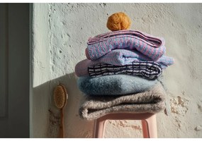 Biały/niebieski ręcznik z mieszanki bambusa frotte 50x100 cm Nuance – JUNA