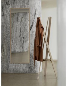 Wieszak z litego drewna dębowego w naturalnym kolorze 62x176 cm Rakku – Blomus