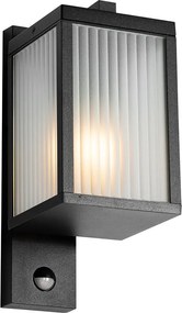 Lampka ścienna zewnętrzna czarna z żebrowanym szkłem i czujnikiem ruchu - Charlois