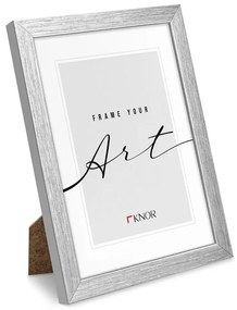 Ramka ścienna w kolorze srebra 32x42 cm – knor