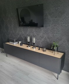 Szafka RTV Desin 220 cm z metalowymi nogami - czarny mat / dąb nagano