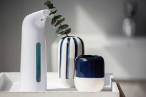 Bezdotykowy dozownik do płynu do dezynfekcji LARINO, z sensorem na podczerwień,400 ml, WENKO