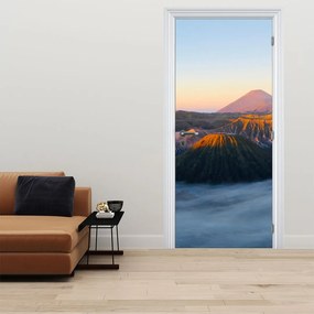 Fototapeta na drzwi - Mount Bromo w Indonezji (95x205cm)