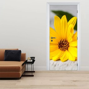 Fototapeta na drzwi - Żółte kwiaty (95x205cm)