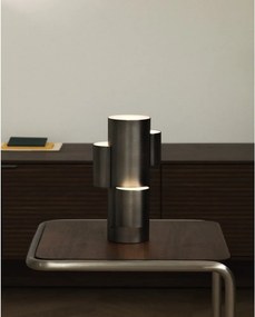 Czarna metalowa lampa stołowa LED ze ściemniaczem (wysokość 26,5 cm) Adrina – Kave Home