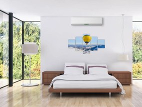 Obraz - Lot nad zimowym krajobrazem (125x70 cm)