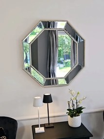 Lustro w lustrzanej ramie, szlifowane fazą, ośmiokąt.78x78cm