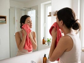 Ręcznik NORIELLE 50x90 cm czerwony, 100% bawełna