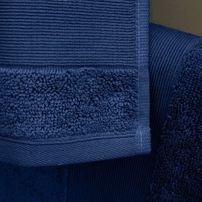 Ciemnoniebieski bawełniany ręcznik frotte 50x85 cm Anti-Bacterial – Catherine Lansfield