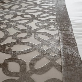Beżowo-kremowa aksamitna pościel dwuosobowa 200x200 cm Lattice Cut – Catherine Lansfield