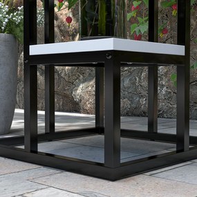 Outsunny Regał na kwiaty, 4 poziomy, do użytku wewnątrz i na zewnątrz, rama metalowa, 34D x 34S x 70W cm, czarno-biały