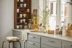 IB Laursen Drewniana deska z skórzanym sznurkiem OILED ACACIA WOOD