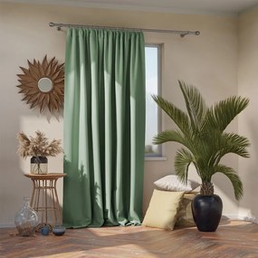 Jasnozielona zaciemniająca zasłona termiczna 140x245 cm Pleat – Restilo