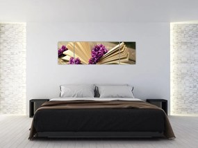 Obraz książki i fioletowych kwiatów (170x50 cm)