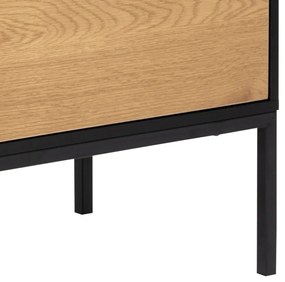 Czarno-naturalna niska komoda w dekorze dębu 120x82 cm Seaford – Actona