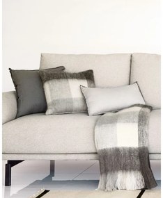 Poszewka na poduszkę z mieszanki wełny 45x45 cm Catarina – Kave Home