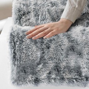 Szary koc ze sztucznego futra 180x220 cm Antartic – douceur d'intérieur