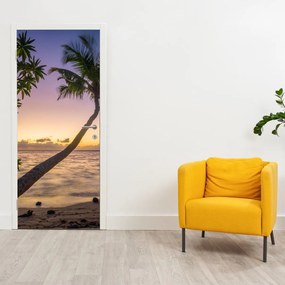Fototapeta na drzwi - Palma na plaży (95x205cm)