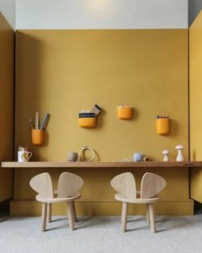 Zestaw dla dzieci składający się ze stolika i dwóch krzesełek Mickey Two Chair Set - Brown