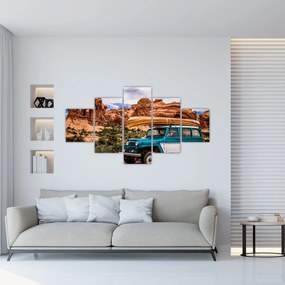 Obraz pojazdu terenowego w górach (125x70 cm)