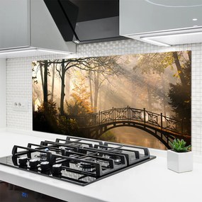 Panel Szklany do Kuchni Drewniany Mostek w Lesie