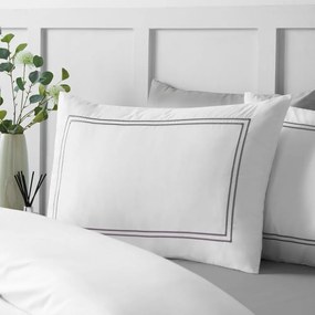 Biała satynowa pościel jednoosobowa 135x200 cm So Soft Mono Satin Stitch – Catherine Lansfield