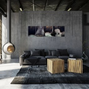 Obraz - Statek płynący przez wzburzone fale (170x50 cm)