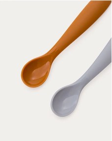 Jasnoniebiesko-pomarańczowe plastikowo-silikonowe łyżeczki dla dzieci zestaw 2 szt. Lili – Kave Home