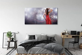 Zdjęcie na płótnie Kobieta w Czerwonej Sukni