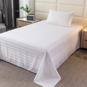PrzytulneMieszkanie.pl Hotelowe prześcieradło z mikrofibry 140x240 cm i poszewka na poduszkę 50x70 cm JASMINE, białe Typ zapięcia: Zakładka