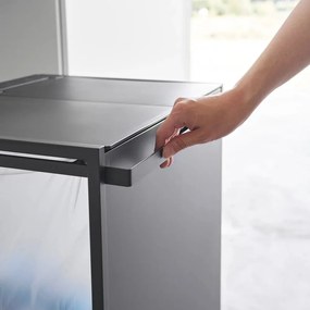 Czarny metalowy kosz na śmieci do segregacji odpadów Tower – YAMAZAKI
