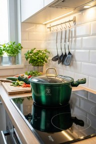 Nowoczesny garnek na indukcję z powłoką tytanową P2-W80