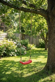 Czerwona wisząca huśtawka ogrodowa dla dzieci C2-D10