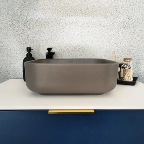 Umywalka ceramiczna nablatowa kwadratowa brązowa bez otworu na baterię 39 x 39 cm ALIZMA z rantem typu Slim