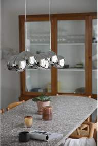 Metalowa lampa wisząca w kolorze srebra z metalowym kloszem Cupolo – Markslöjd