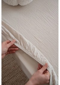 Beżowe prześcieradło dziecięce do łóżeczka muślinowe z gumką 60x120 cm Burumcuk – Mijolnir