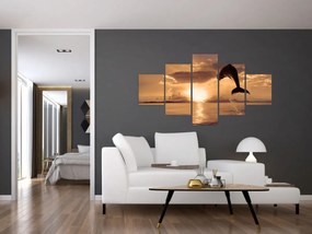 Obraz - Delfin o zachodzie słońca (125x70 cm)