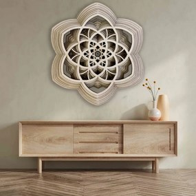 Drewniana mandala Harmonia wykonana z kilku warstw o wymiarach do 90 x 100 cm
