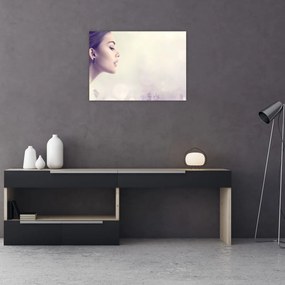 Obraz na szkle kobiety z lawendą (70x50 cm)