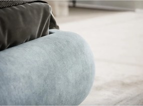 Jasnoniebieskie tapicerowane łóżko dwuosobowe ze schowkiem ze stelażem 160x200 cm Maumere – Maison de Rêve