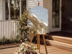 Naklejka na lustro S44 – Now let's celebrate